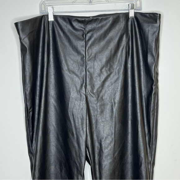 Asos Curve Vegan Faux Leather Leggings Pants NWT - Picture 3 of 8